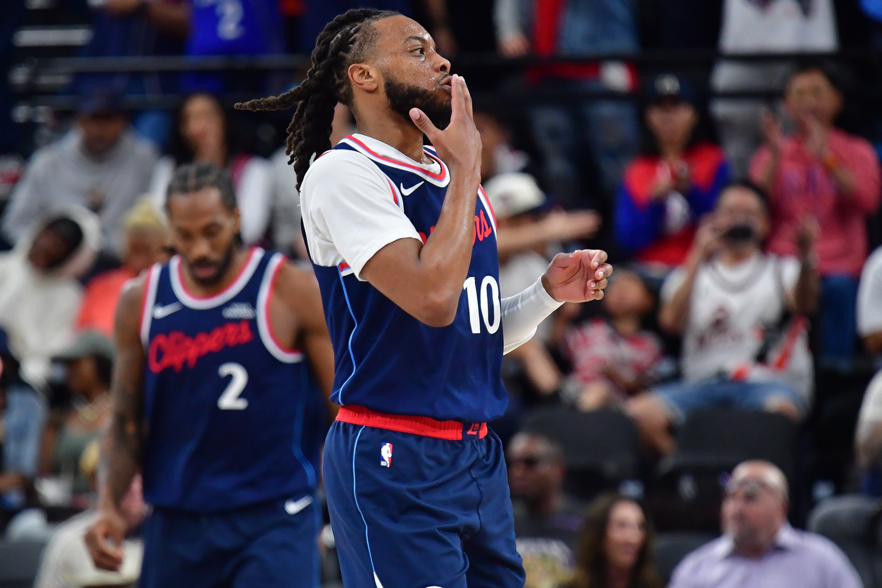 盧帥確認(rèn)倫納德帶傷作戰(zhàn) 加蘭30分崴腳不下火線