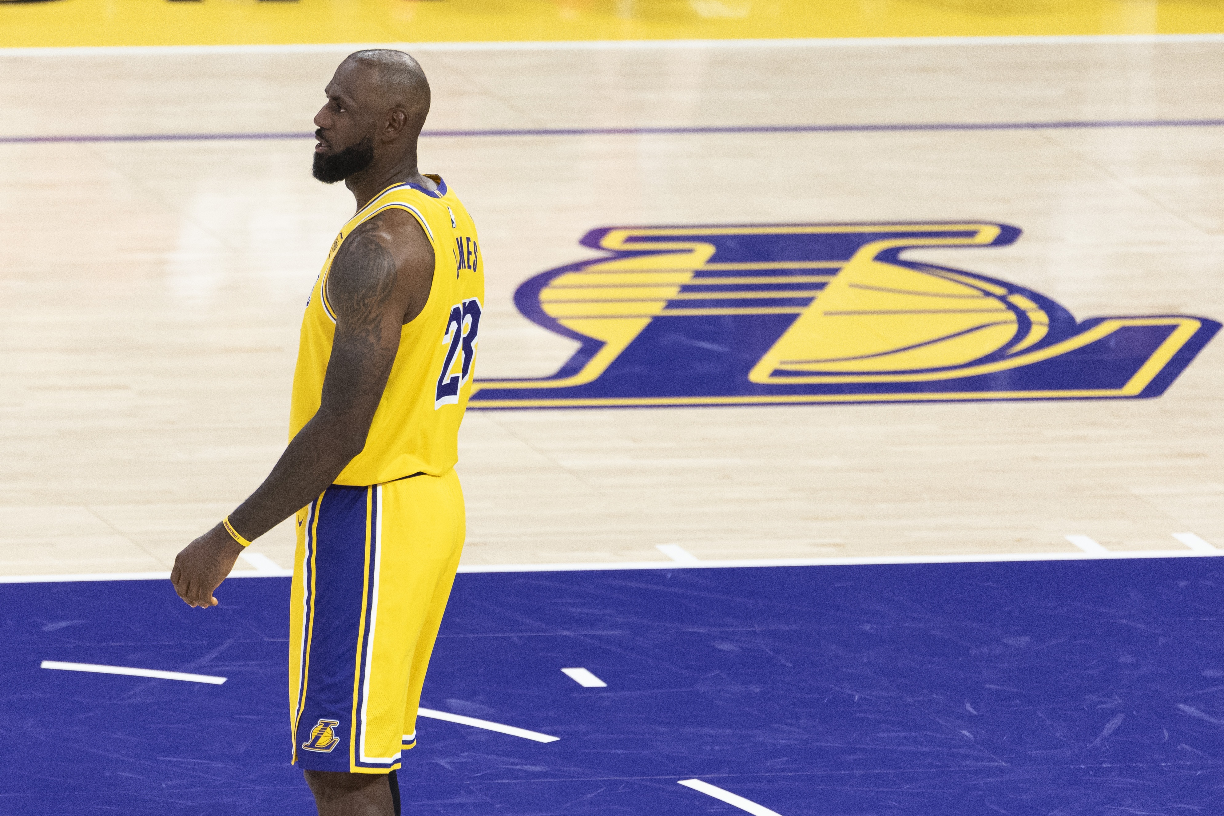 詹姆斯正負(fù)值-37創(chuàng)生涯第二低 湖人客場(chǎng)41分慘敗雷霆 詹姆斯正負(fù)值-37創(chuàng)生涯第二低 湖人客場(chǎng)41分慘敗雷霆