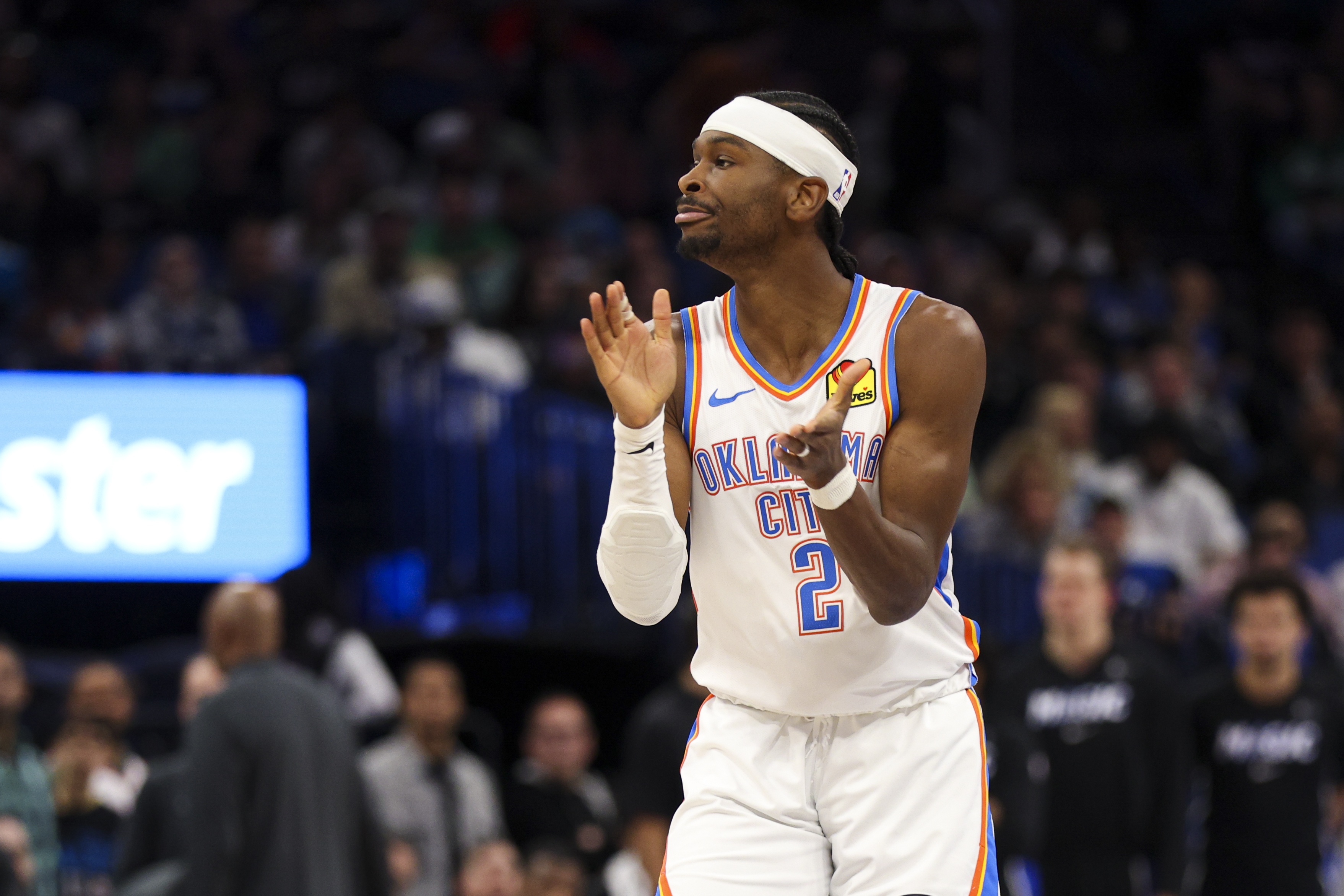 KG與皮爾斯力挺SGA：沖擊喬丹詹姆斯級(jí)別的背靠背MVP+FMVP